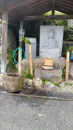 高勝寺（田峰観音）の手水舎