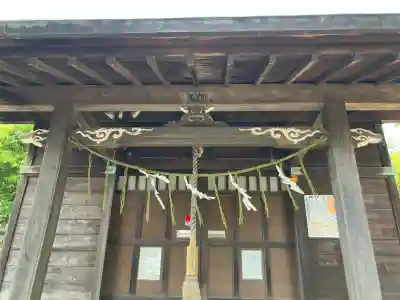 神明社の{uncategorized: "未分類", other: "その他", undefined: "問題あり", building: "その他建物", grave: "お墓", sacred_gate: "鳥居", guardian: "狛犬", statue: "像", buddha: "仏像", history: "歴史", nature: "自然", garden: "庭園", animal: "動物", pagoda: "塔", temizu: "手水舎", mountain_gate: "山門・神門", sanctuary: "本殿・本堂", subordinate: "末社・摂社", art: "芸術", scenery: "景色", jizo: "地蔵", ema: "絵馬", goshuin: "御朱印", omikuji: "おみくじ", items: "授与品その他", amulet: "お守り", goshuincho: "御朱印帳", eats: "食事", festival: "お祭り", votive_dance: "神楽", shichigosan: "七五三参", wedding: "結婚式", experience: "体験その他", initially: "初詣", around: "周辺", anti_infection: "感染症対策"}