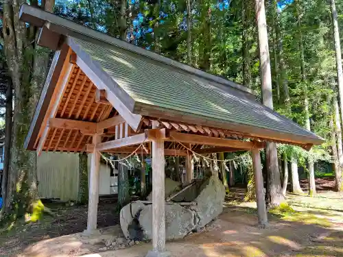 槻本神社の手水