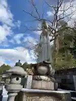 余勢城跡観音の{uncategorized: "未分類", other: "その他", undefined: "問題あり", building: "その他建物", grave: "お墓", sacred_gate: "鳥居", guardian: "狛犬", statue: "像", buddha: "仏像", history: "歴史", nature: "自然", garden: "庭園", animal: "動物", pagoda: "塔", temizu: "手水舎", mountain_gate: "山門・神門", sanctuary: "本殿・本堂", subordinate: "末社・摂社", art: "芸術", scenery: "景色", jizo: "地蔵", ema: "絵馬", goshuin: "御朱印", omikuji: "おみくじ", items: "授与品その他", amulet: "お守り", goshuincho: "御朱印帳", eats: "食事", festival: "お祭り", votive_dance: "神楽", shichigosan: "七五三参", wedding: "結婚式", experience: "体験その他", initially: "初詣", around: "周辺", anti_infection: "感染症対策"}