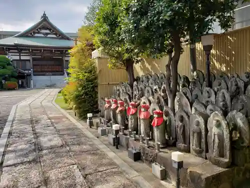 光徳院の地蔵