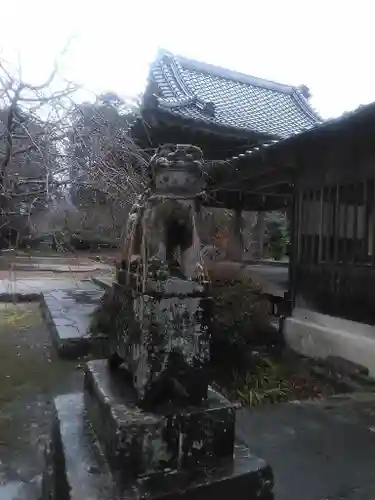 城井八幡社の狛犬