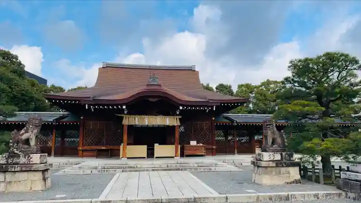 城南宮の本殿・本堂