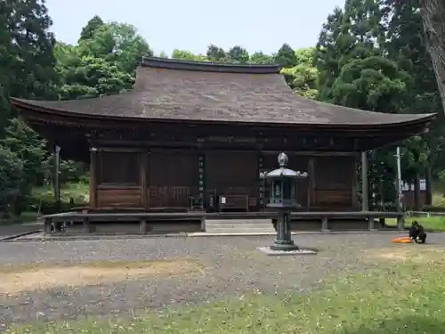 中山寺の本殿・本堂
