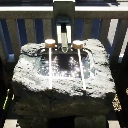 神楽坂若宮八幡神社の手水舎