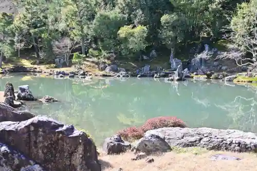 天龍寺の{uncategorized: "未分類", other: "その他", undefined: "問題あり", building: "その他建物", grave: "お墓", sacred_gate: "鳥居", guardian: "狛犬", statue: "像", buddha: "仏像", history: "歴史", nature: "自然", garden: "庭園", animal: "動物", pagoda: "塔", temizu: "手水舎", mountain_gate: "山門・神門", sanctuary: "本殿・本堂", subordinate: "末社・摂社", art: "芸術", scenery: "景色", jizo: "地蔵", ema: "絵馬", goshuin: "御朱印", omikuji: "おみくじ", items: "授与品その他", amulet: "お守り", goshuincho: "御朱印帳", eats: "食事", festival: "お祭り", votive_dance: "神楽", shichigosan: "七五三参", wedding: "結婚式", experience: "体験その他", initially: "初詣", around: "周辺", anti_infection: "感染症対策"}