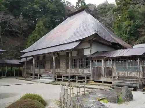 華蔵寺の本殿・本堂