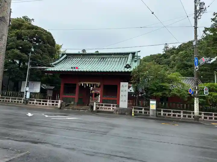 静岡浅間神社の山門・神門