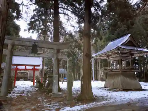 八幡神社の鳥居