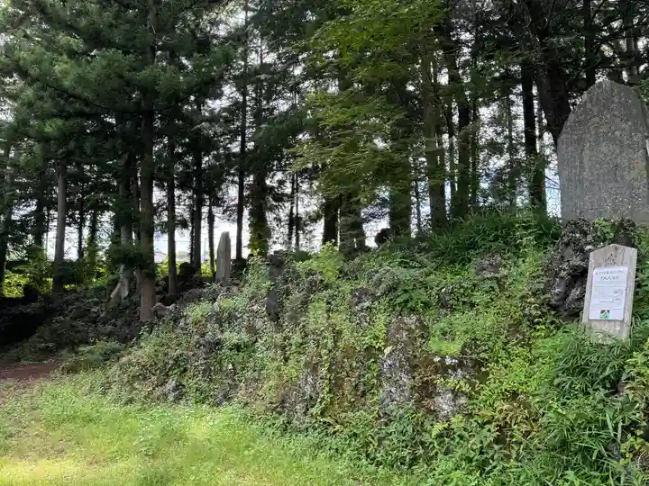 小室浅間神社(山梨県)