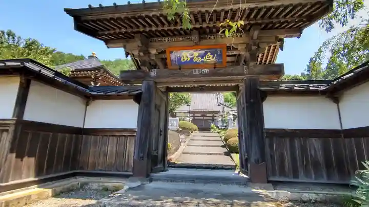 観音寺の山門・神門