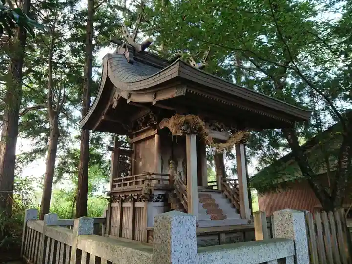 西山神社の本殿・本堂