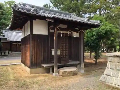 西鴨神社の末社