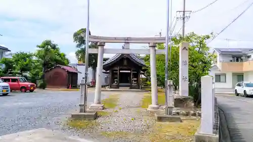 八幡社の鳥居