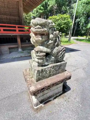 高靇神社の狛犬