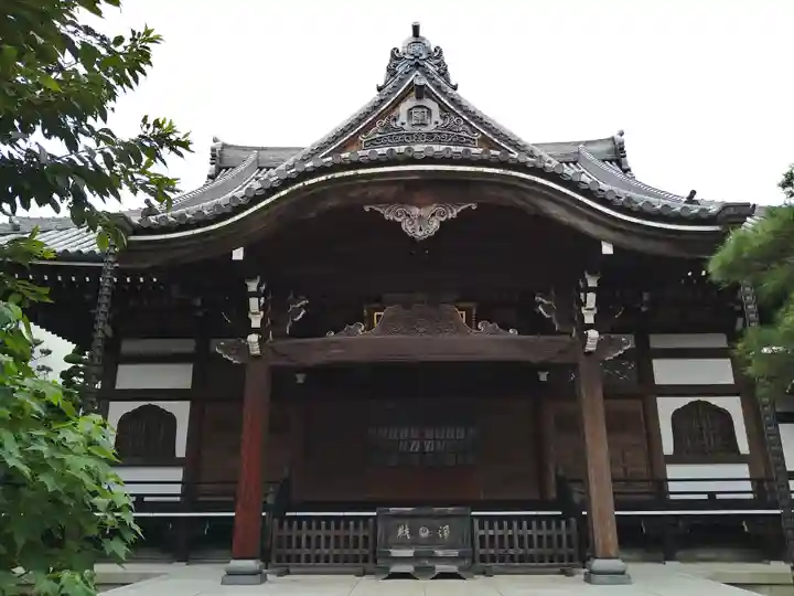 立法寺の本殿・本堂