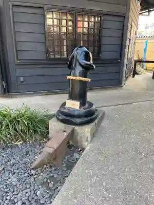 若宮八幡宮 の{uncategorized: "未分類", other: "その他", undefined: "問題あり", building: "その他建物", grave: "お墓", sacred_gate: "鳥居", guardian: "狛犬", statue: "像", buddha: "仏像", history: "歴史", nature: "自然", garden: "庭園", animal: "動物", pagoda: "塔", temizu: "手水舎", mountain_gate: "山門・神門", sanctuary: "本殿・本堂", subordinate: "末社・摂社", art: "芸術", scenery: "景色", jizo: "地蔵", ema: "絵馬", goshuin: "御朱印", omikuji: "おみくじ", items: "授与品その他", amulet: "お守り", goshuincho: "御朱印帳", eats: "食事", festival: "お祭り", votive_dance: "神楽", shichigosan: "七五三参", wedding: "結婚式", experience: "体験その他", initially: "初詣", around: "周辺", anti_infection: "感染症対策"}