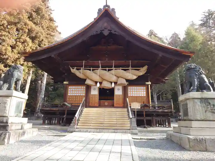 諏訪大社下社秋宮(長野県)