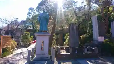 高幡不動尊 金剛寺の像