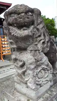 伊達神社の狛犬