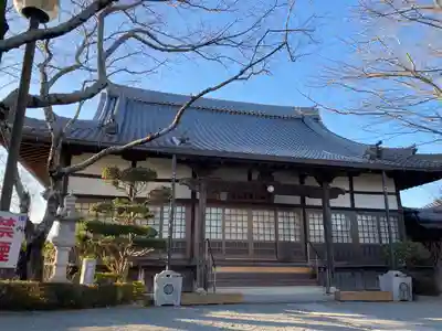 薬常寺の本殿・本堂