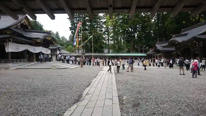 彌彦神社(新潟県)