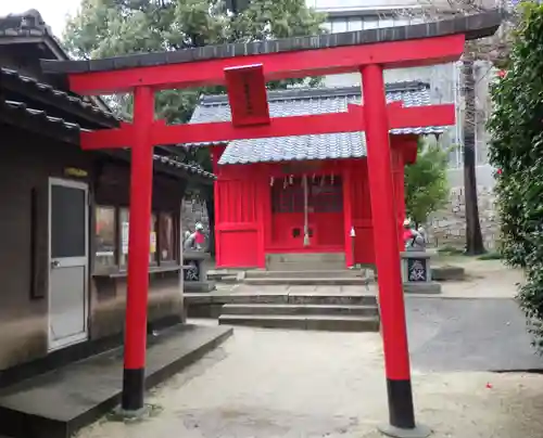 甚九郎稲荷神社の鳥居