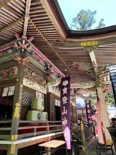 宝登山神社の本殿