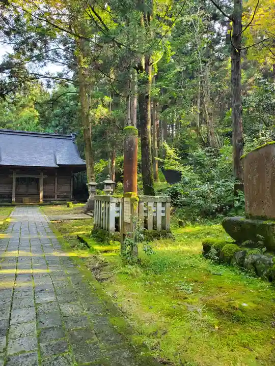 青海神社(新潟県)