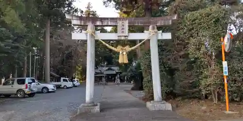 六所神社の鳥居