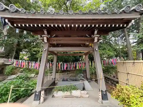 東海市熊野神社の{uncategorized: "未分類", other: "その他", undefined: "問題あり", building: "その他建物", grave: "お墓", sacred_gate: "鳥居", guardian: "狛犬", statue: "像", buddha: "仏像", history: "歴史", nature: "自然", garden: "庭園", animal: "動物", pagoda: "塔", temizu: "手水舎", mountain_gate: "山門・神門", sanctuary: "本殿・本堂", subordinate: "末社・摂社", art: "芸術", scenery: "景色", jizo: "地蔵", ema: "絵馬", goshuin: "御朱印", omikuji: "おみくじ", items: "授与品その他", amulet: "お守り", goshuincho: "御朱印帳", eats: "食事", festival: "お祭り", votive_dance: "神楽", shichigosan: "七五三参", wedding: "結婚式", experience: "体験その他", initially: "初詣", around: "周辺", anti_infection: "感染症対策"}