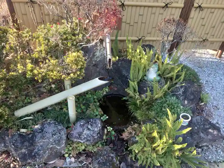 人丸神社(小中町)の庭園