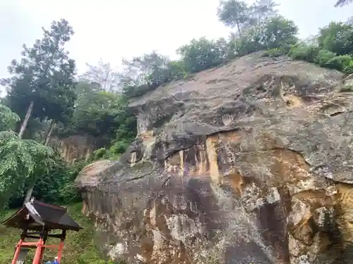 達谷西光寺の建物その他