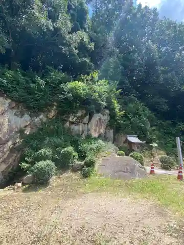 恩徳寺古立石不動明王(岡山県)
