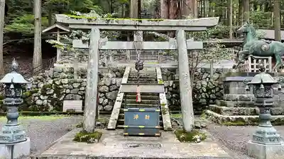 洞川八幡宮(奈良県)