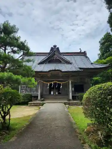 牛尾神社の本殿・本堂