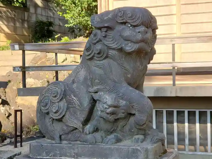上田端八幡神社の狛犬