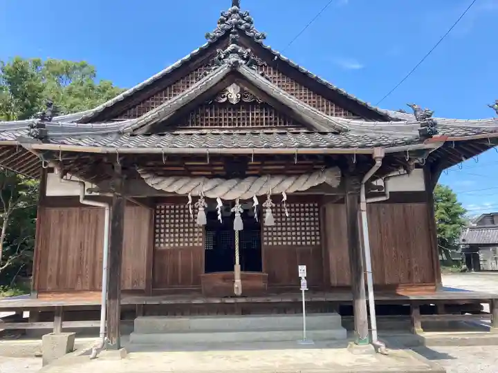 鶴岡八幡神社の本殿・本堂