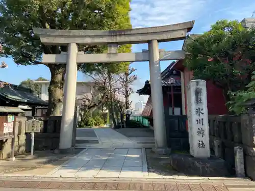 麻布氷川神社の鳥居