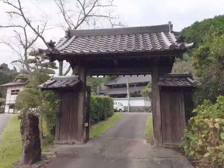 盤脚院の山門・神門