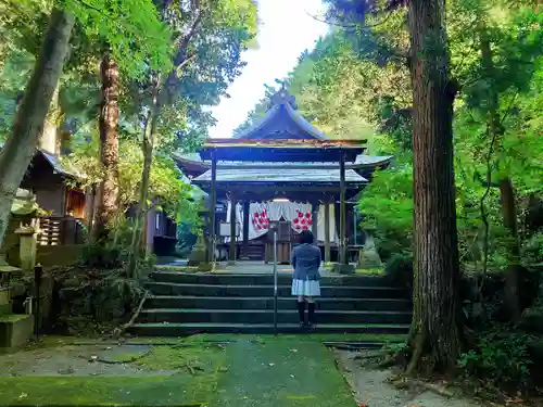 尾州内津妙見寺の本殿