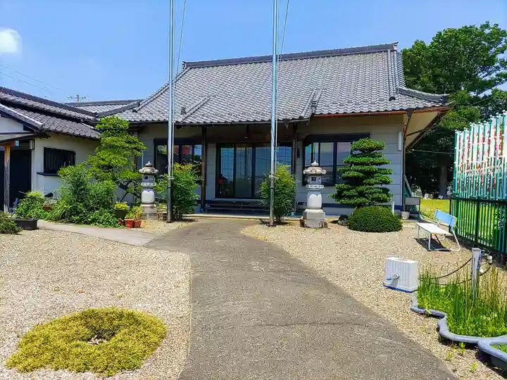 阿弥陀寺の本殿・本堂