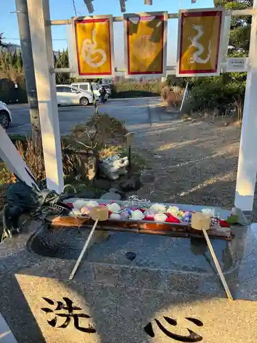 諏訪神社の手水舎