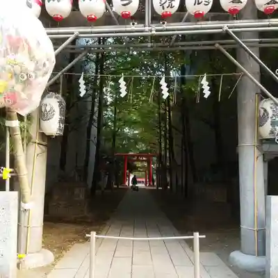 花園神社の山門・神門