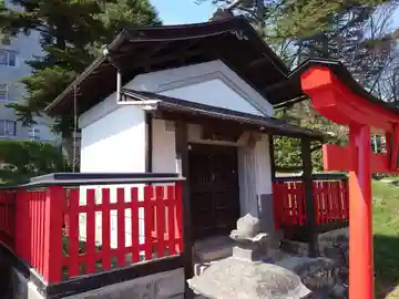 杉妻稲荷神社の本殿・本堂
