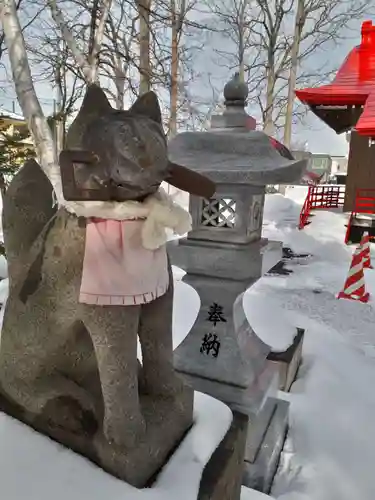 山本稲荷神社の狛犬