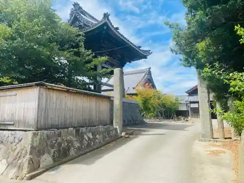 真如寺の山門・神門
