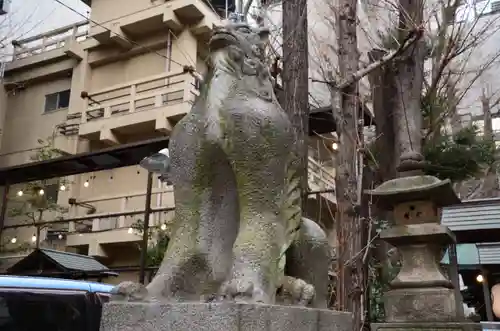 稲荷鬼王神社の狛犬