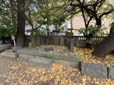 住吉神社の{uncategorized: "未分類", other: "その他", undefined: "問題あり", building: "その他建物", grave: "お墓", sacred_gate: "鳥居", guardian: "狛犬", statue: "像", buddha: "仏像", history: "歴史", nature: "自然", garden: "庭園", animal: "動物", pagoda: "塔", temizu: "手水舎", mountain_gate: "山門・神門", sanctuary: "本殿・本堂", subordinate: "末社・摂社", art: "芸術", scenery: "景色", jizo: "地蔵", ema: "絵馬", goshuin: "御朱印", omikuji: "おみくじ", items: "授与品その他", amulet: "お守り", goshuincho: "御朱印帳", eats: "食事", festival: "お祭り", votive_dance: "神楽", shichigosan: "七五三参", wedding: "結婚式", experience: "体験その他", initially: "初詣", around: "周辺", anti_infection: "感染症対策"}