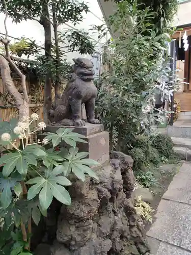 末廣神社の狛犬